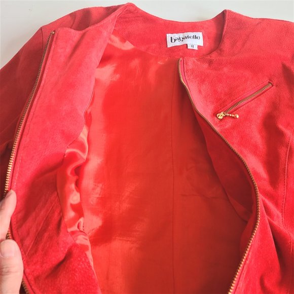 Vintage Bagatelle suede red dress with gold zippers. - Picture 8 of 15